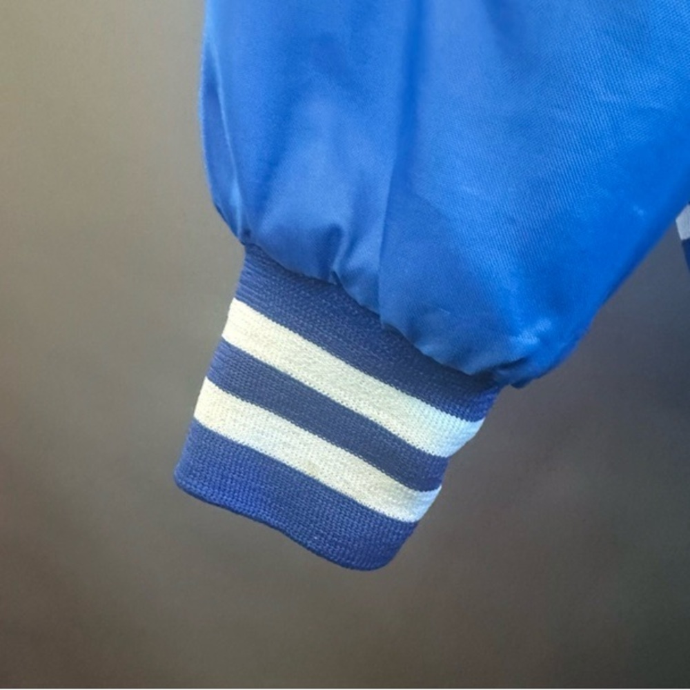 Vintage 90s Wyoming 36 Holloway Blue and White Varsity Bomber Jacket Men's - Picture 6 of 14